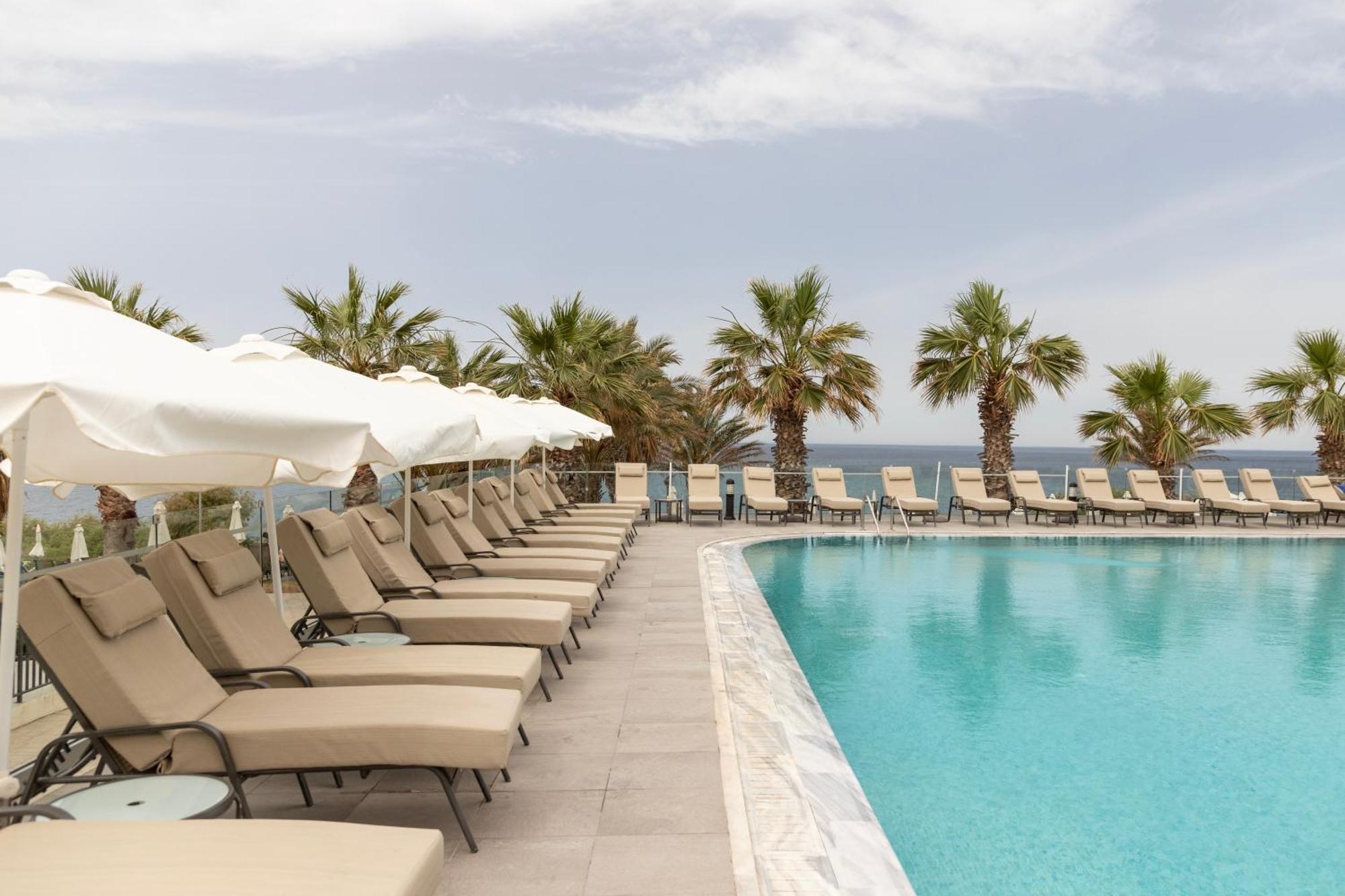หลุยส์ ปาฟอส บรีซ Hotel Klorakas ภายนอก รูปภาพ